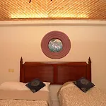 Colibri House