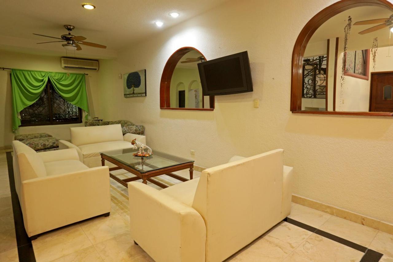 Bed & Breakfast Colibri House Cancun
