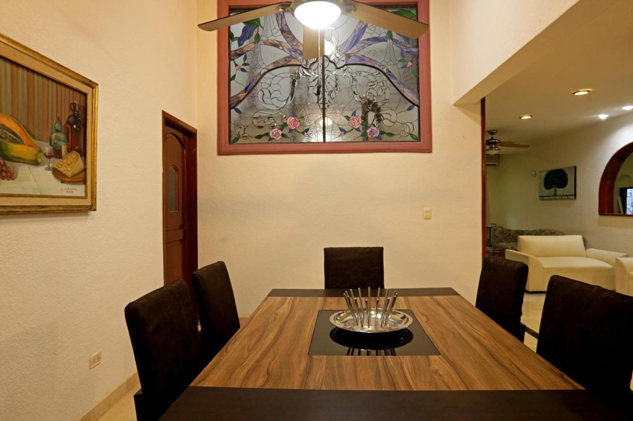 Bed & Breakfast Colibri House *